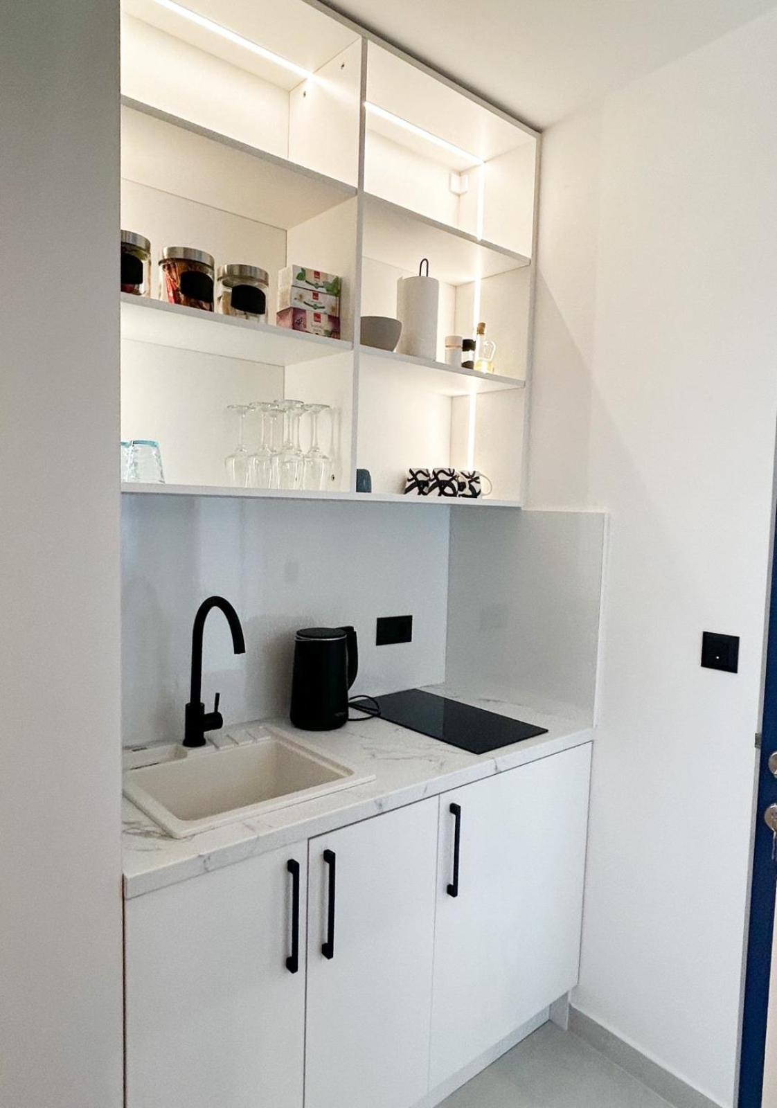 Regent Blue Apartments - Free Private Parking Mostar Bagian luar foto