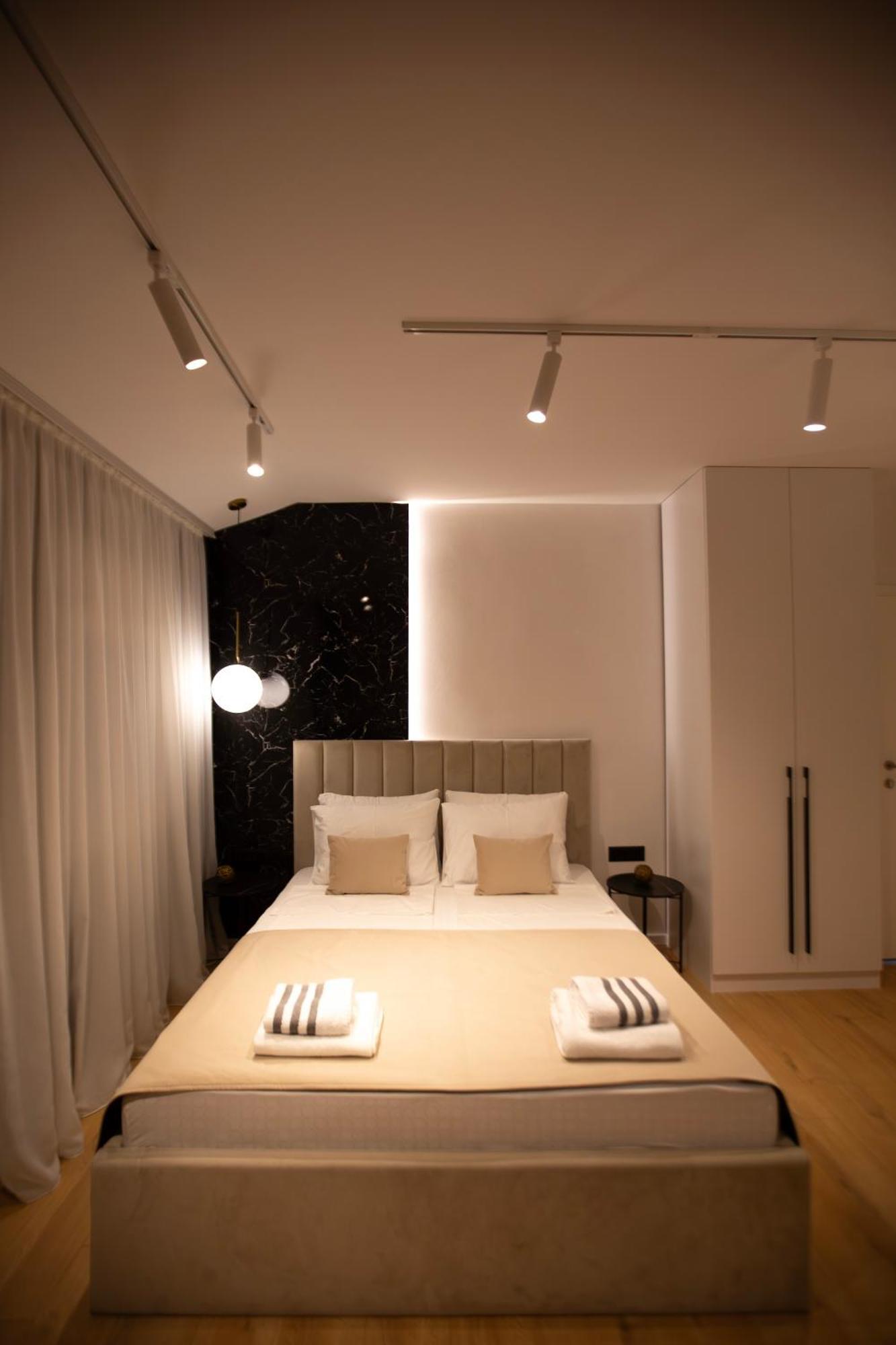 Regent Blue Apartments - Free Private Parking Mostar Bagian luar foto