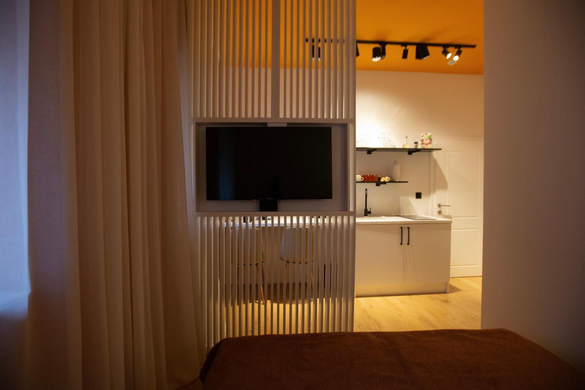Regent Blue Apartments - Free Private Parking Mostar Bagian luar foto